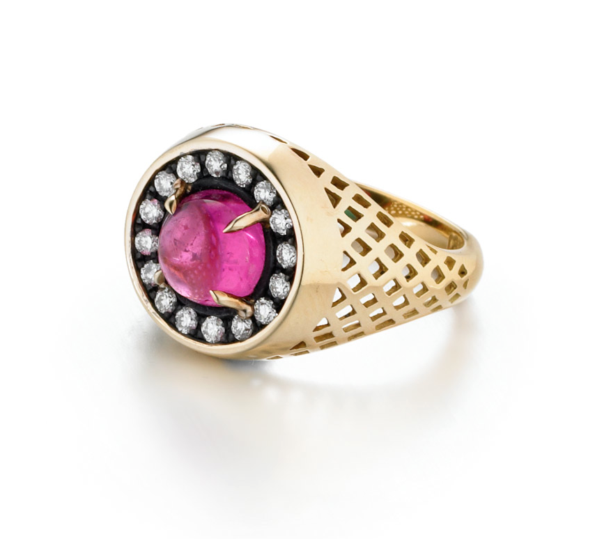 Crownwork pinky ring