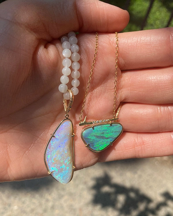 Cosmic Opal Thorn