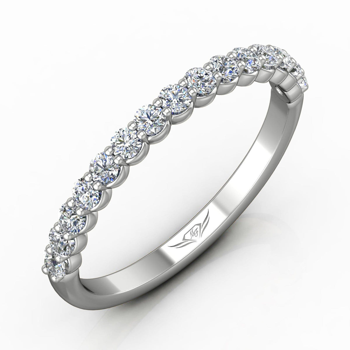 Vincents Fine Jewelry | Martin Flyer | Shared Prong Wedding Band